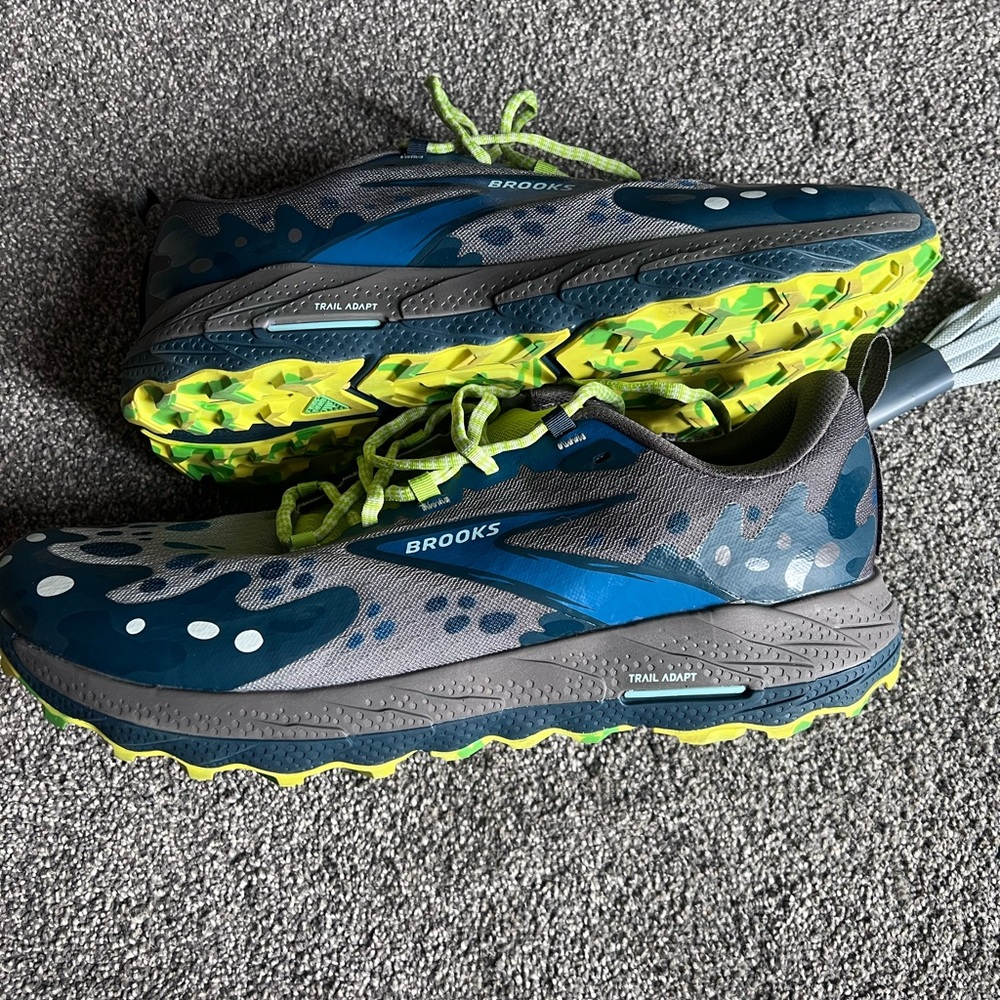 Brooks x Extra Butter Running Shoes - Blue and Gray